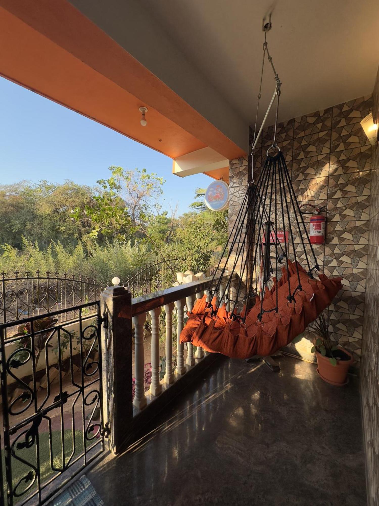 Last Minute Trip Hostel Morjim Buitenkant foto