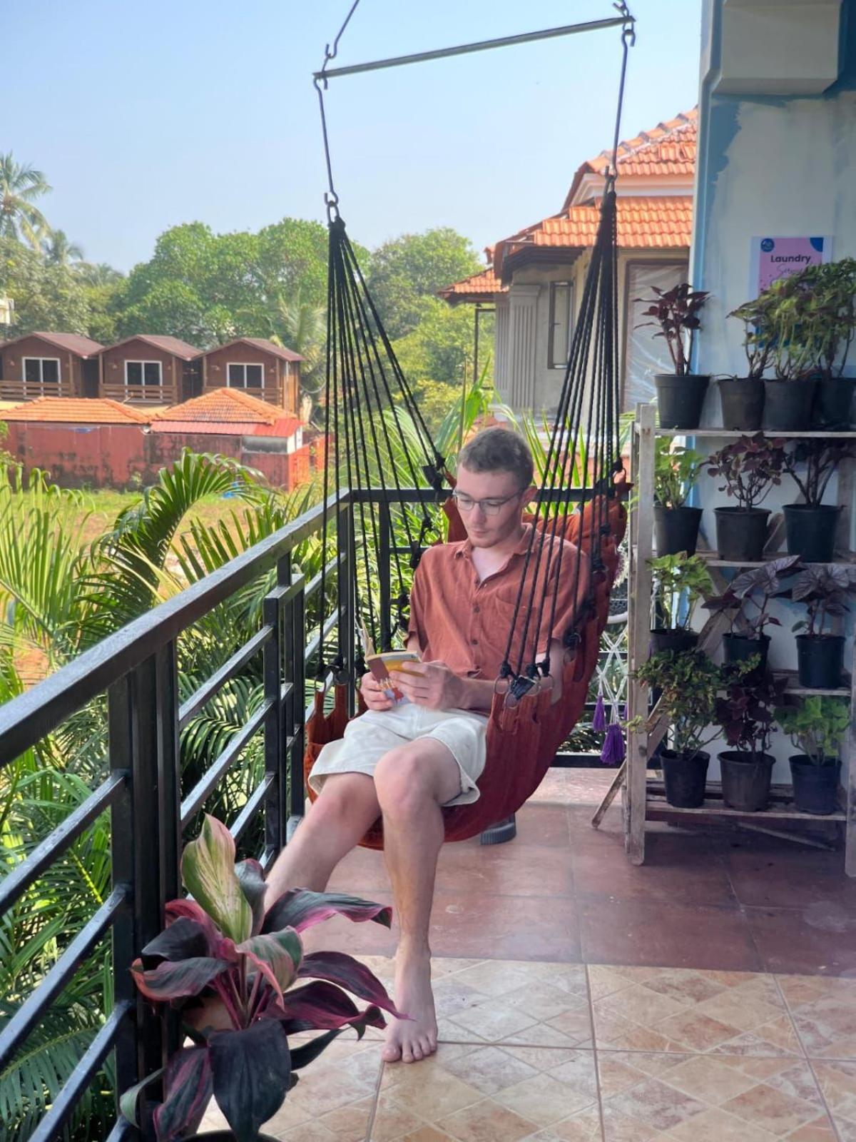 Last Minute Trip Hostel Morjim Buitenkant foto